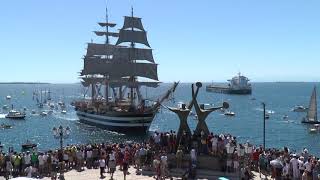 Nave Vespucci transita il canale navigabile di Taranto a vele spiegate [upl. by Eikkin]