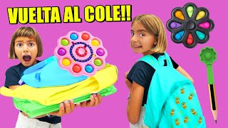 VUELTA AL COLE CON POP IT Gisele y Claudia Las Ratitas [upl. by Bocyaj]